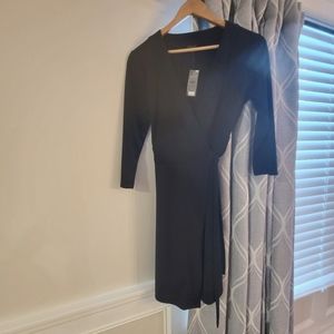 SALE!! NWT Ann Taylor Navy wrap dress 4P